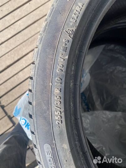 Continental ContiWinterContact TS 750 235/35 R19 96V