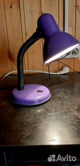 Лампа настольная