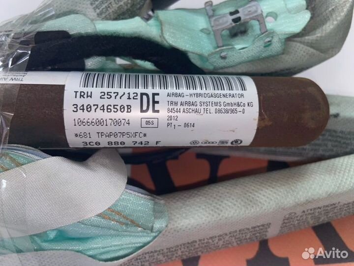 Подушка безопасности боковая правая Vw Passat B7