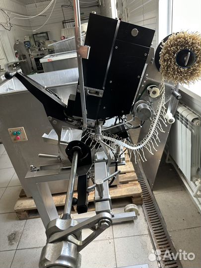 Клипсатор Poly-Clip PDC 700