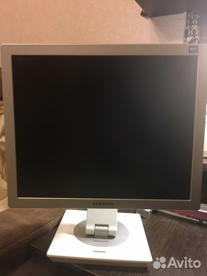 Монитор samsung 970P