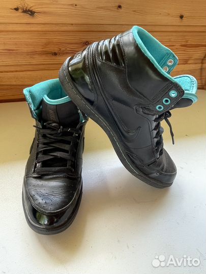 Кожаные кроссовки nike