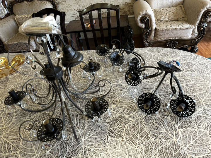 Люстра И 2 бра