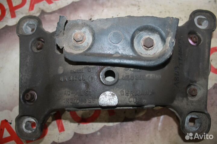 Траверс АКПП Audi A8 D3