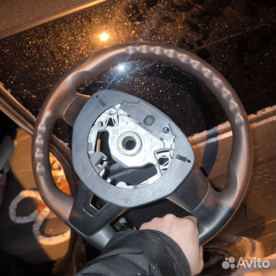 Руль на nissan note