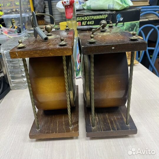 Настольные механические часы весна 2 шт СССР (Сзр)