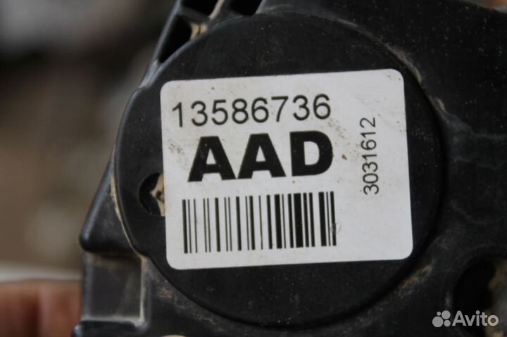 Замок двери передней правой Chevrolet Cobalt 2012