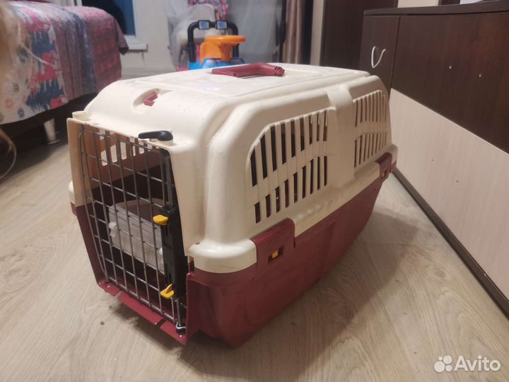 Переноска для собак в самолет