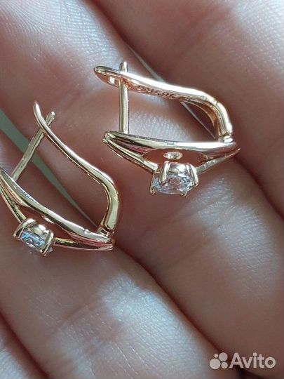 Золотые серьги новые проба 585 RG с цирконами