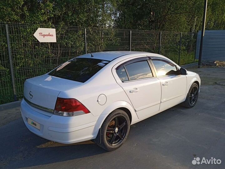 Opel Astra 1.8 AT, 2012, 205 502 км