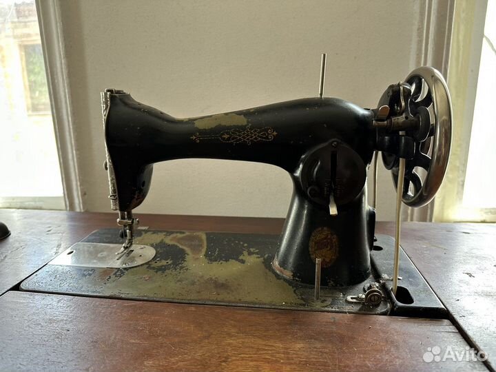 Швейная машинка