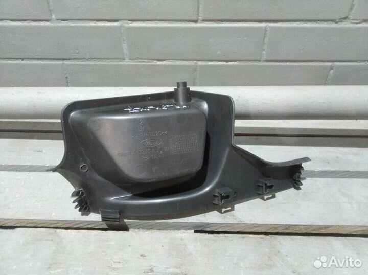 Накладка порога задняя левая Ford Focus Iii