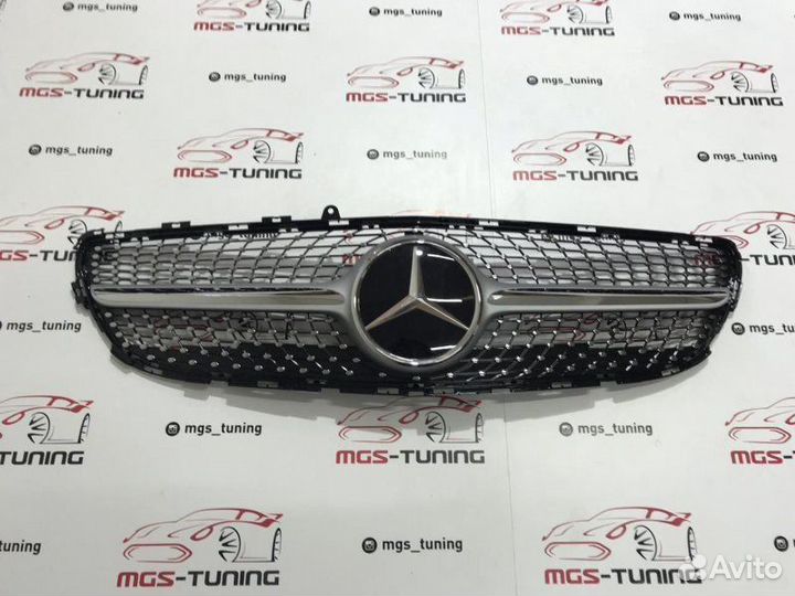 Решетка CLS W218 Diamond Silver Дистроник