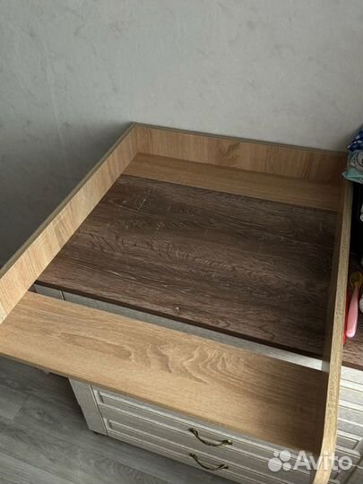 Пеленальный столик