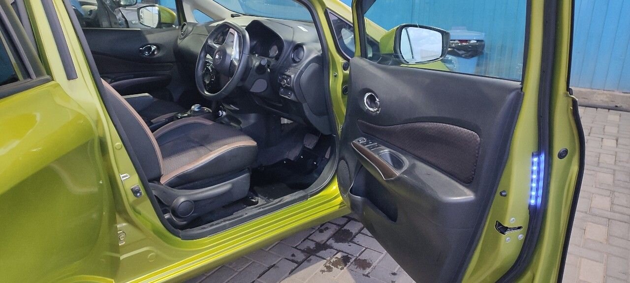 Nissan Note: фото владельца