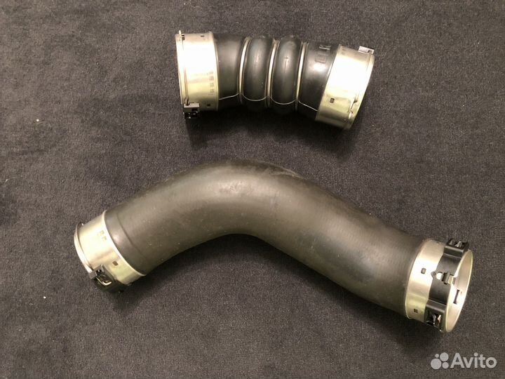 Патрубок наддувочного воздуха интеркулера N57 BMW