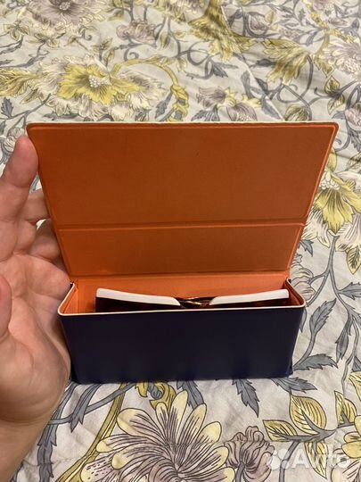 Солнечные очки женские fendi