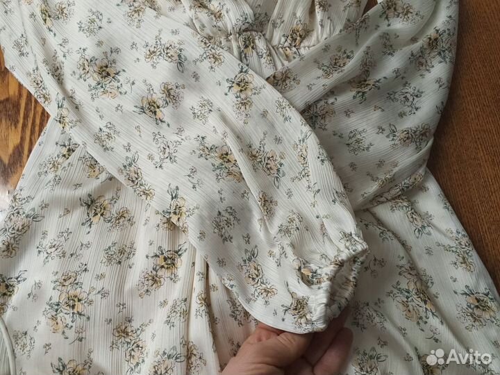 Вечернее платье миди с длинными рукавами 46