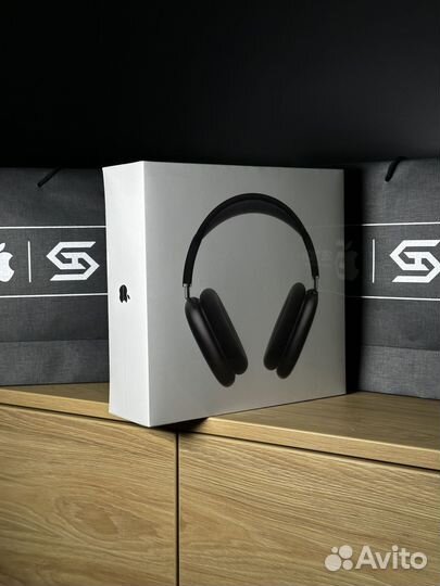 AirPods Max Space Gray новые