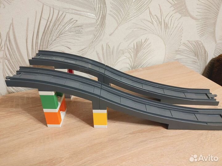 Lego Duplo вагоны мост