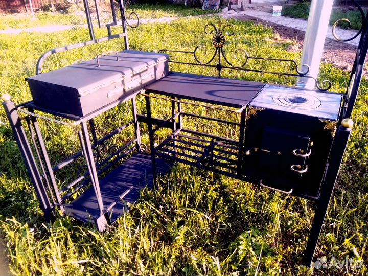 Мангал с печкой и крышей