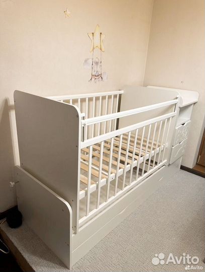 Кроватка деревянная маятник