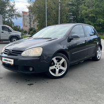 Volkswagen Golf 1.4 MT, 2004, 255 000 км, с пробегом, цена 375 000 руб.