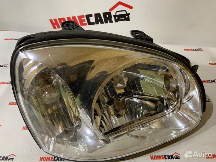 Фара передняя правая Hyundai Santa Fe SM