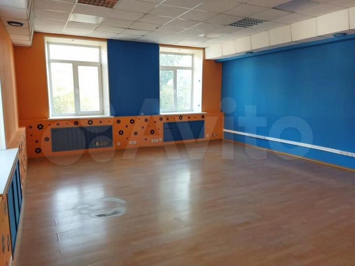 Аренда г. Арсеньев, ул.Ленинская,10б площадь 68,8