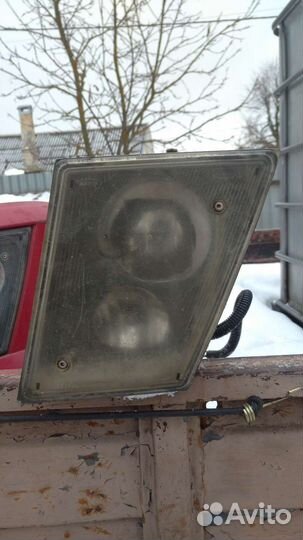 Уголок капота левый вольво внл 670