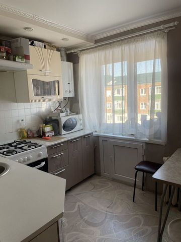 3-к. квартира, 56 м², 4/4 эт.