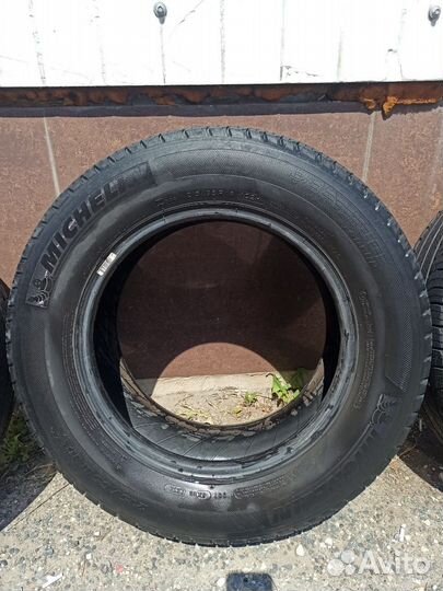 Michelin Latitude Tour HP 215/65 R16