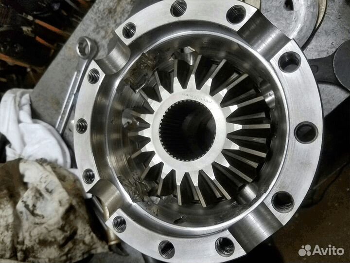 Наплавка расточка отверстий - ремонт спецтехники