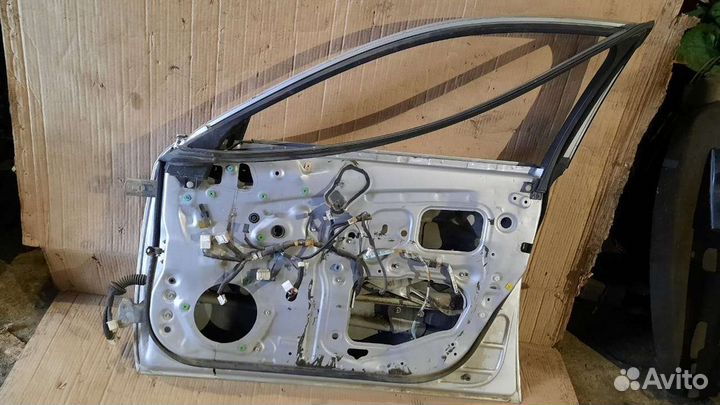 Дверь передняя правая Lexus IS 250/350 2009г