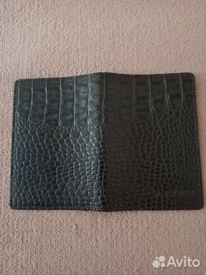 Новая кожаная обложка на паспорт с тиснением Croco