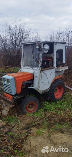 Мини-трактор КУРГАНМАШЗАВОД КМЗ-0124, 2000