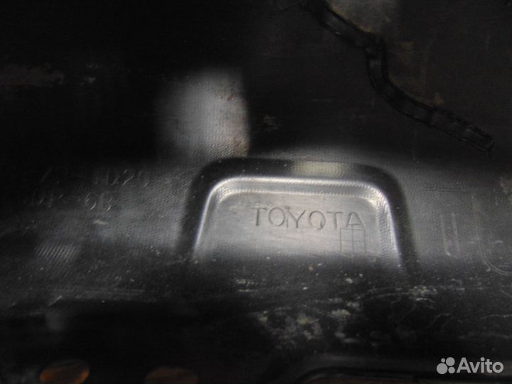 Задний бампер на Лэнд Крузер 200