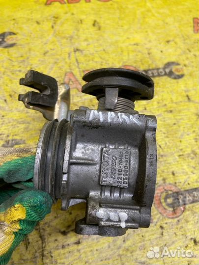 Дросельная заслонка Toyota Mark 2 1GFE 1998