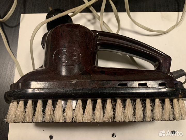 Электрическая щетка для одежды СССР
