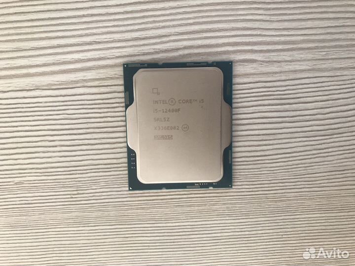 Комплект Intel I5 12400F/h610/16Gb/кулер+SSD