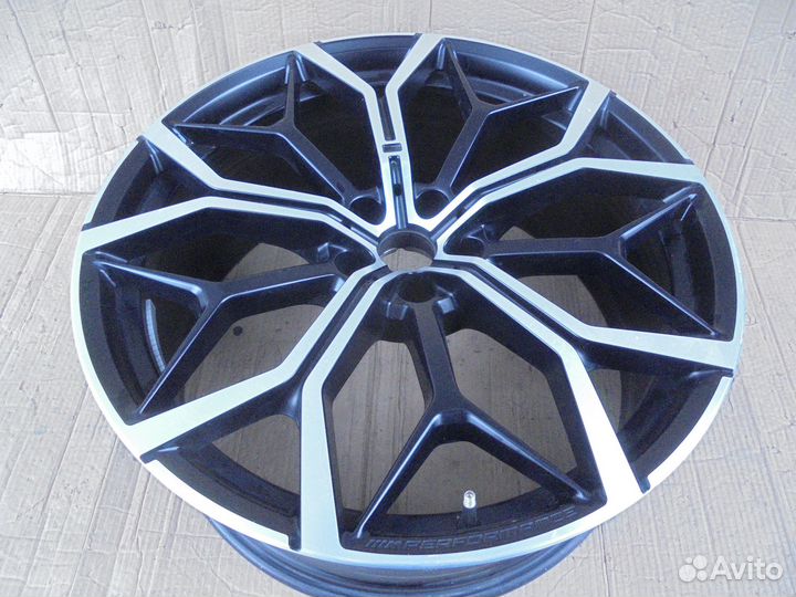 Диск перед оригинал BMW X5 X6 X7 9,5R22 et 32 818m