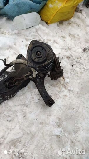 Subaru forester передний амортизатор