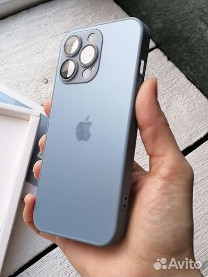 Чехол на iPhone 13 Pro