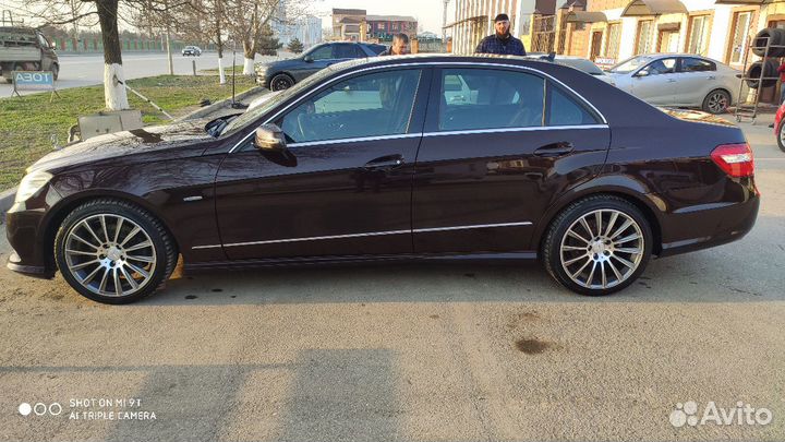Mercedes-Benz E-класс 1.8 AT, 2010, 220 500 км