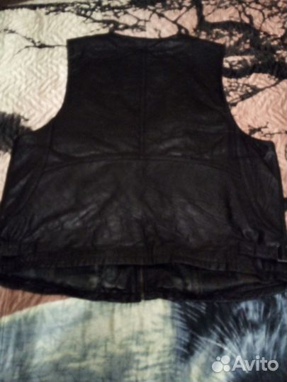 Жилетка кожаная мужская 50-52р Турция