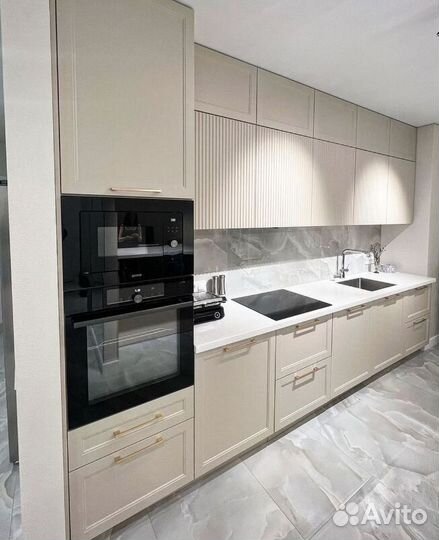 Бежевая кухня на заказ