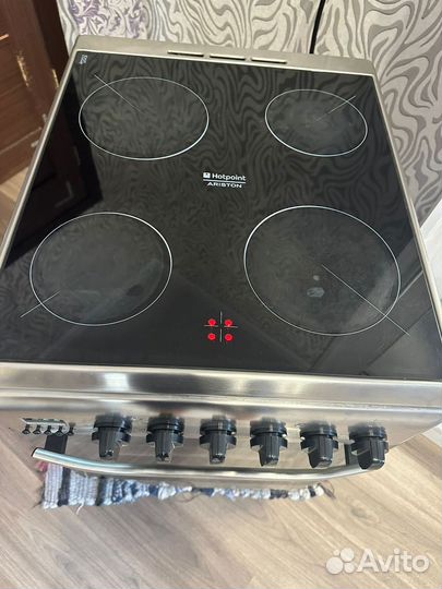 Плита Hotpoint Ariston
