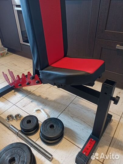 Универсальная скамья для жима с блинами и грифом