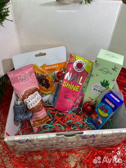 Подарочные новогодние боксы