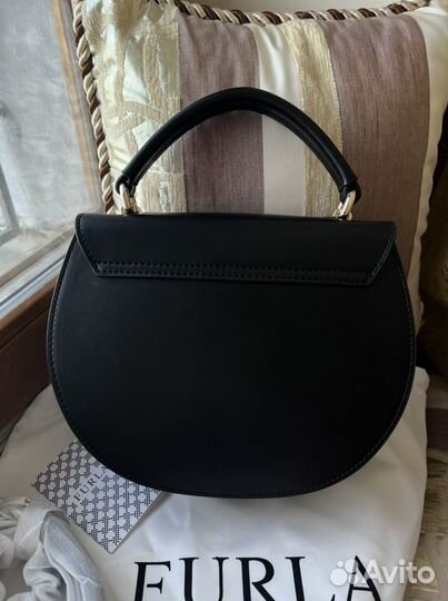 Новая сумка Furla Metropolis S Top Handle batiepo